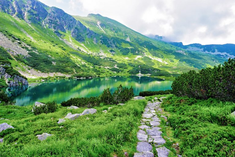 Apartamenty Zakopane: Twój komfortowy azyl u podnóża Tatr
